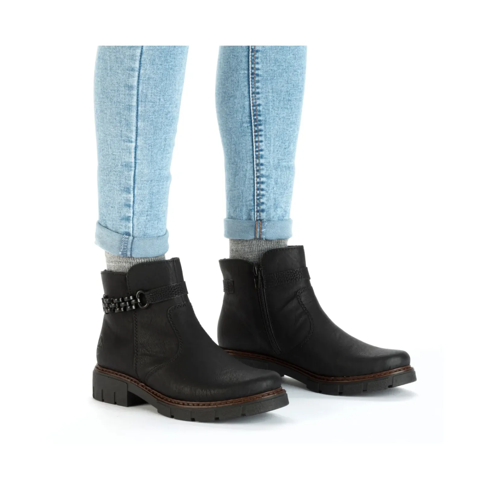 Clearance Rieker Krotkie Botki Damskie , Nocne, Czarne